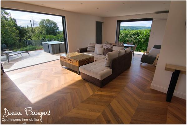 Maison individuelle avec appartement indépendant sur une parcelle de près de 1100 m2