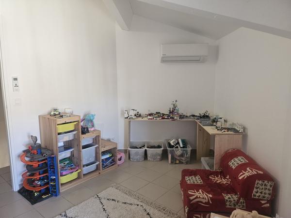 Camaret-sur-Aigues (84850) Camaret sur Aigues centre, T3 en duplex