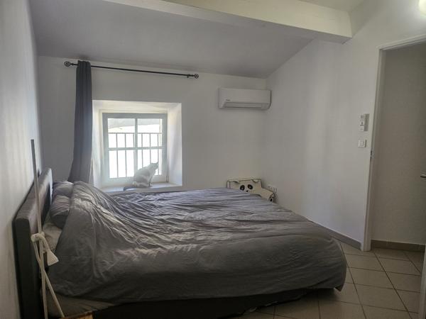 Camaret-sur-Aigues (84850) Camaret sur Aigues centre, T3 en duplex