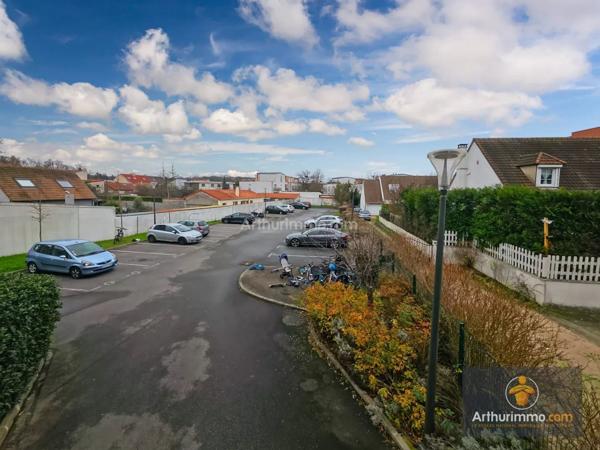 Location Appartement 4 pièces 77 m2 à Sainte-Geneviève-des-Bois