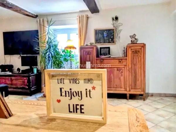 Vente                                                      Maison de village
                        
                     6 pièces                      152 m2                     à Boissezon