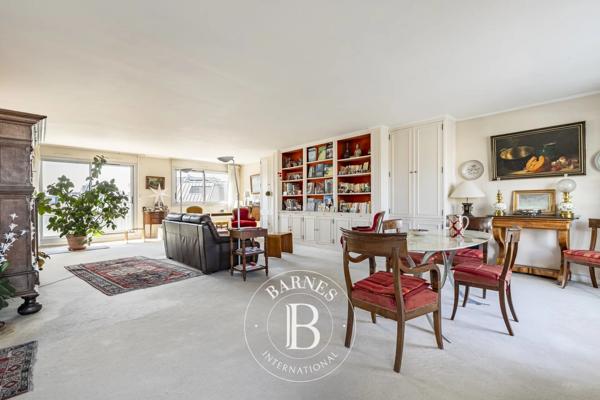 Paris 15ème, Appartement 4 Chambres -  181 m² à vendre