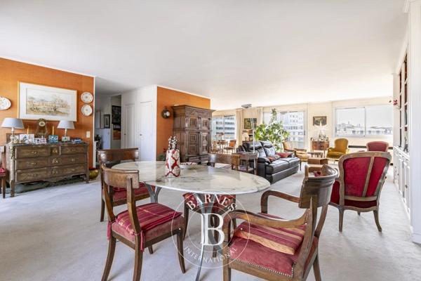 Paris 15ème, Appartement 4 Chambres -  181 m² à vendre