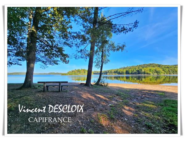 Chalet à vendre 3 pièces au bord du Lac des Settons, sur terrain clos de 486m²
