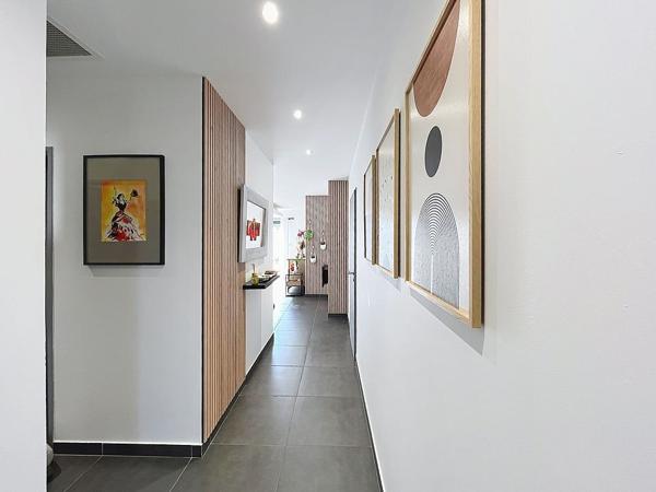 Pia - Villa contemporaine 4 pièces de 110 m2 de plain pied avec jardin