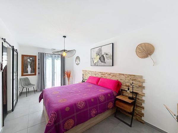 Pia - Villa contemporaine 4 pièces de 110 m2 de plain pied avec jardin