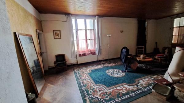 Maison à vendre |  Le Pizou |  8 pièces | 263 m²