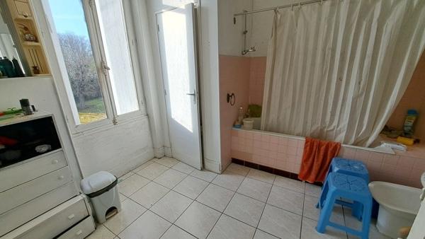 Maison à vendre |  Le Pizou |  8 pièces | 263 m²