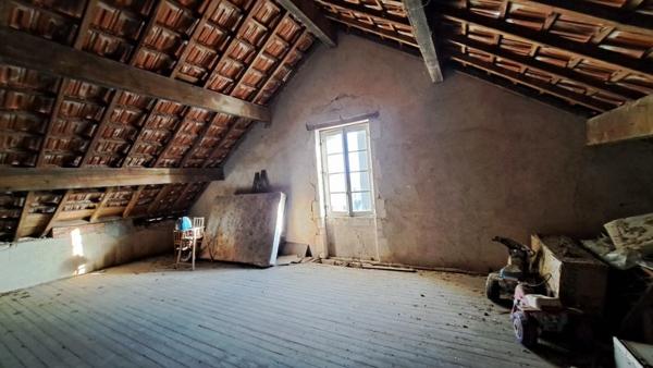 Maison à vendre |  Le Pizou |  8 pièces | 263 m²