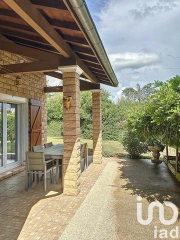 Maison à vendre 6 pièces 148 m² Grézieu-la-Varenne