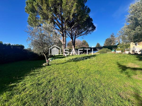 Maison provençale 5 pièces 151 m²- piscine, jardin