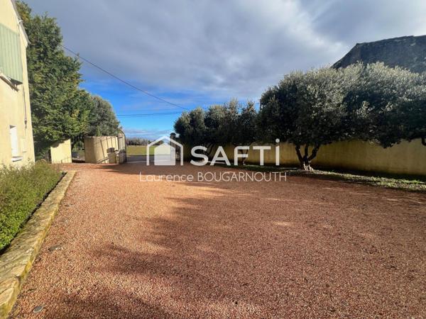 Maison provençale 5 pièces 151 m²- piscine, jardin