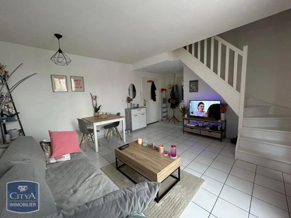 Appartement à louer 2 pièces 45.4m² Condat-sur-Vienne (87920)