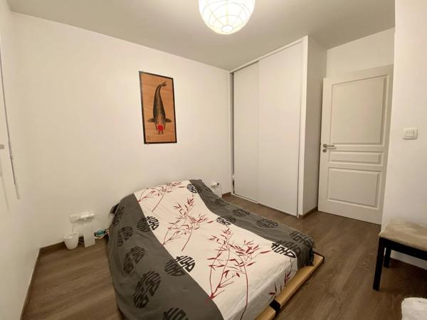 Appartement T3 centre ville Décines-Charpieu