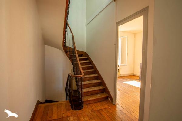 Maison à vendre 334 336 € Libourne 6 p 156 m² DPE E