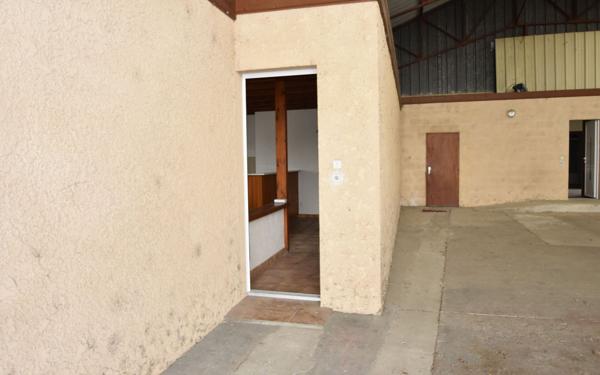 Immeuble à vendre    10 pièces •  Hagetmau