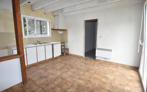 Immeuble à vendre    10 pièces •  Hagetmau