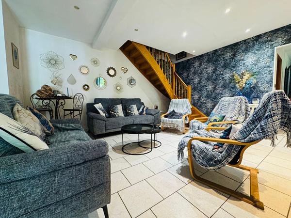 Maison Saint Cannat 9 pièce(s) 227 m2