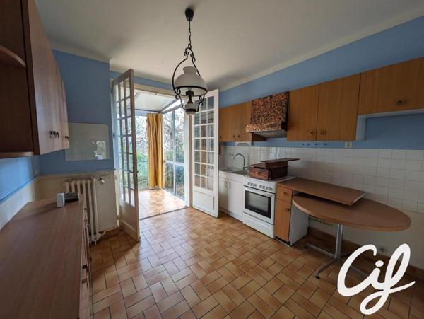 Maison T7 INDRE - 123 m2  298 000 Euros