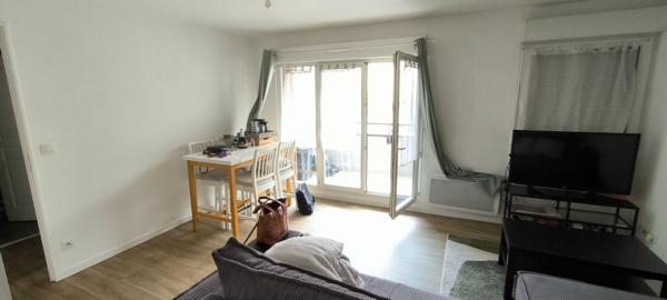Appartement 2 pièces à vendre à Lille - Porte de Valenciennes - Rare sur le marché