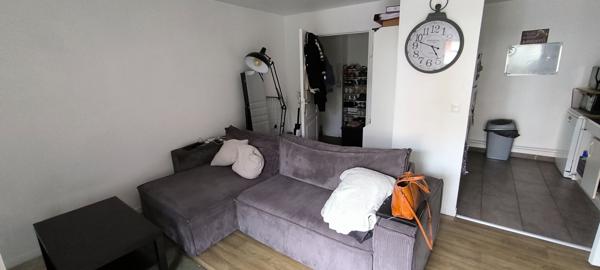 Appartement 2 pièces à vendre à Lille - Porte de Valenciennes - Rare sur le marché