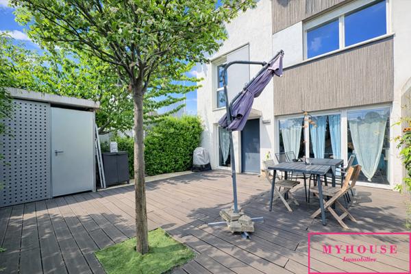 Appartement
                                                                                                                                                                                                                                                                                                                        3 pièce(s)                                                                                                                                                                                                          2 chambre(s)                                                                                                                                                                                                          65  m²
