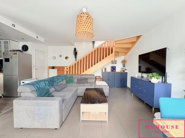 Appartement
                                                                                                                                                                                                                                                                                                                        3 pièce(s)                                                                                                                                                                                                          2 chambre(s)                                                                                                                                                                                                          65  m²