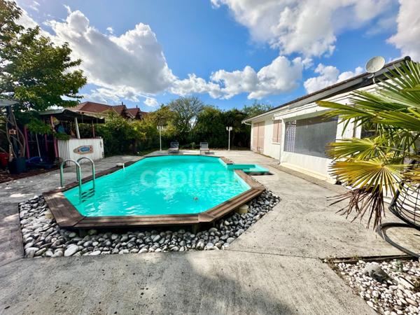 ANDERNOS LES BAINS(33)-VILLA 104m²-4 pièces avec grande mezzanine de 19m²-2 terrasses couvertes-garage.