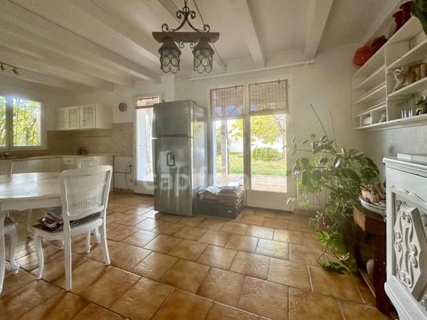 ANDERNOS LES BAINS(33)-VILLA 104m²-4 pièces avec grande mezzanine de 19m²-2 terrasses couvertes-garage.