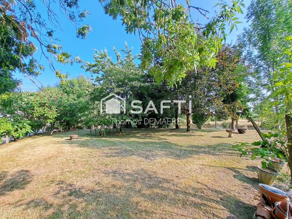 Longère charentaise, 500 m² dépendances, 7000m² de terrain