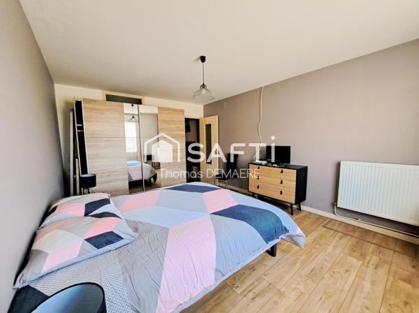 Longère charentaise, 500 m² dépendances, 7000m² de terrain