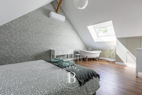 Senlis, Propriété 5 Chambres -  405 m² à vendre