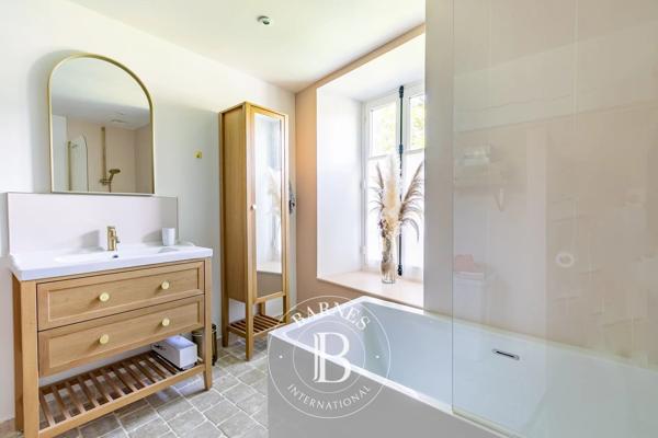 Senlis, Propriété 5 Chambres -  405 m² à vendre