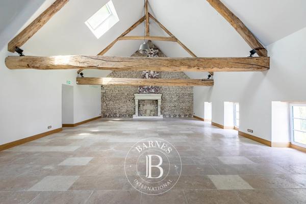 Senlis, Propriété 5 Chambres -  405 m² à vendre