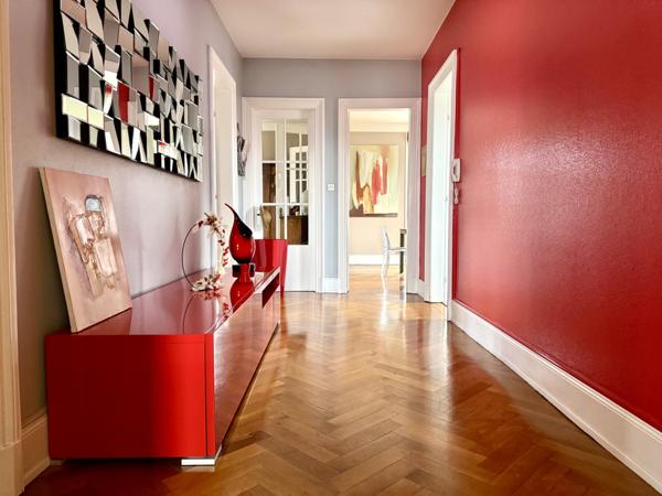 Pfastatt (68120) PFASTATT - APPARTEMENT D’EXCEPTION DANS UNE MAISON DE MAÎTRE