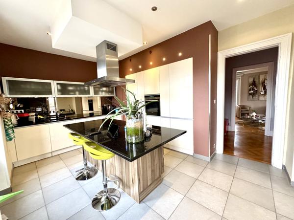 Pfastatt (68120) PFASTATT - APPARTEMENT D’EXCEPTION DANS UNE MAISON DE MAÎTRE