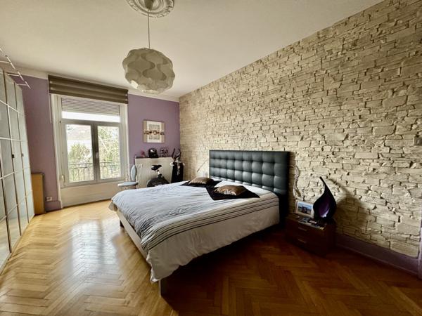 Pfastatt (68120) PFASTATT - APPARTEMENT D’EXCEPTION DANS UNE MAISON DE MAÎTRE