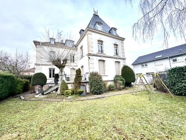 Pfastatt (68120) PFASTATT - APPARTEMENT D’EXCEPTION DANS UNE MAISON DE MAÎTRE