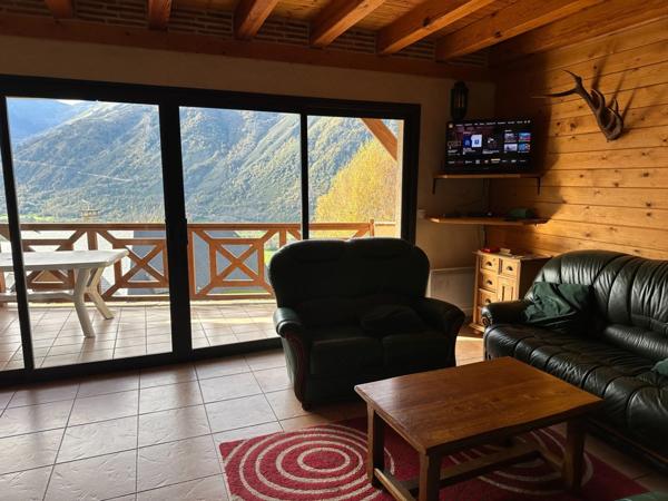 Chalet meublé 12 couchages à 5 minutes de Saint Lary Soulan (65) + T2 aménageable