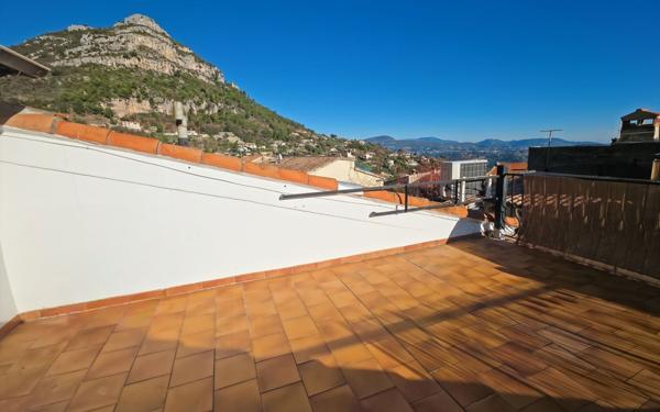 Maison à vendre    3 pièces • 58 m2 Saint-Jeannet