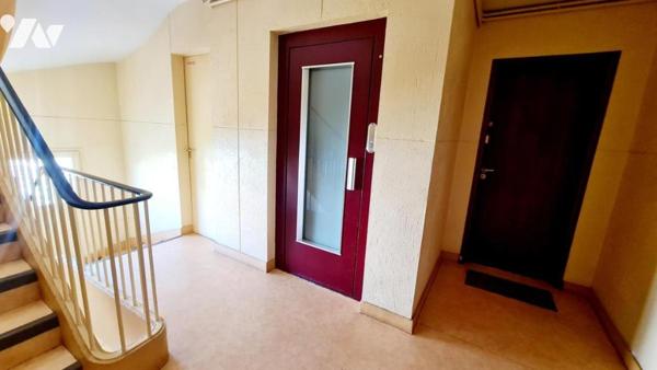 A VENDRE - Saint-Nazaire Appartement T4 Rue Georges Sand avec Balcon Cave et Garage fermé.