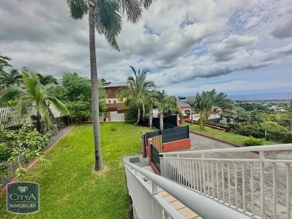 Maison à louer 4 pièces 83.1m² Saint-Paul (97411)