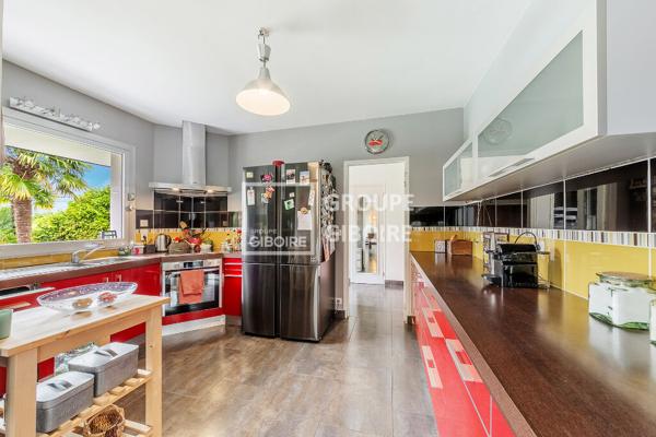 Maison T7 à vendre LA CHAPELLE DES FOUGERETZ - 184 m² (réf : MGA26644E)
