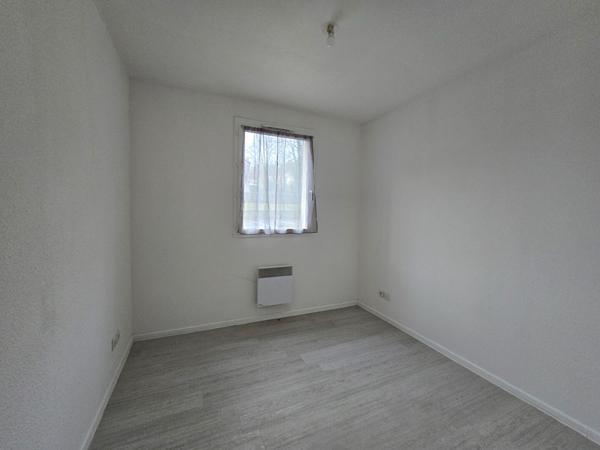 Appartement Provins 35 m2 avec terrasse + parking