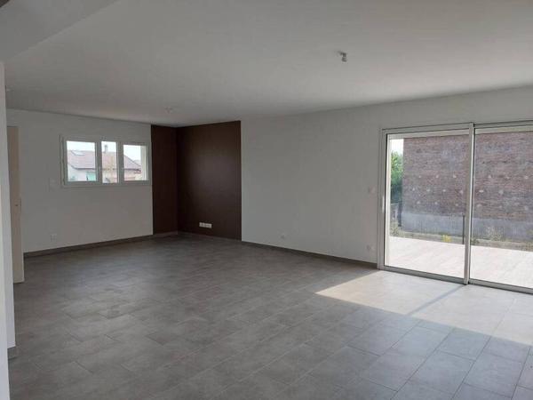 Maison 5 pièces                                        - 42140 Chazelles-sur-Lyon Réf : 9301
