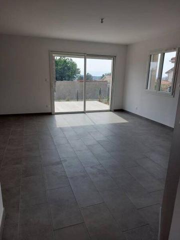Maison 5 pièces                                        - 42140 Chazelles-sur-Lyon Réf : 9301
