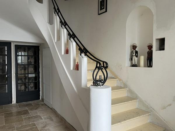 Maison à vendre |  Condom |  7 pièces | 330 m²