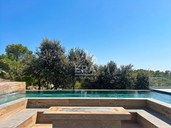 Villa contemporaine d'exception Nîmes 30000