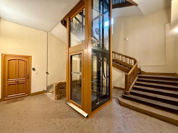 Exclusivité, à vendre un Appartement neuf haut de gamme de 90 m² au sol avec ascenseur, au cœur de Paray-le-Monial (71)