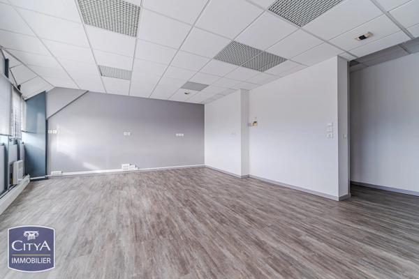Local professionnel à vendre 77m² Tours (37000)